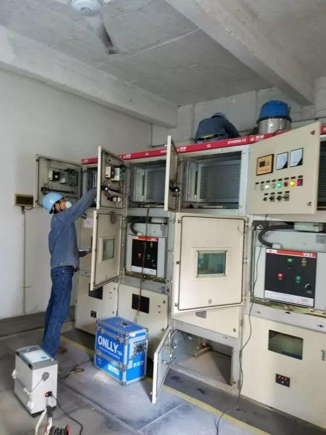 高電壓開關(guān)柜維護(hù)，確保整個配電室高效運行！