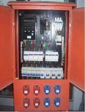 施工現場臨時用電配電箱及開關箱配置和使用說明，圖示詳圖