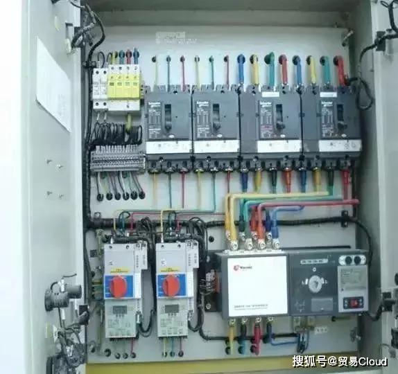 詳細(xì)說(shuō)明配電柜安裝和布線(xiàn)的整個(gè)過(guò)程